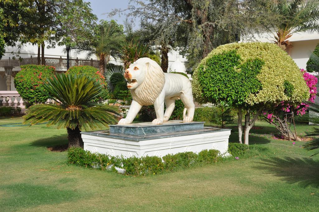 Shiv Vilas Resort Jaipur Exteriör bild